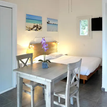 Vakantiehuis E Casette Di Santa Giulia Porto-Vecchio (Corsica)